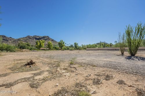 96-7521 N Tatum Blvd, Paradise Valley, AZ, 85253-3377 | Card Image