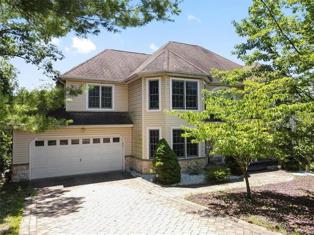 Eagle Dr, East Stroudsburg, PA 18302