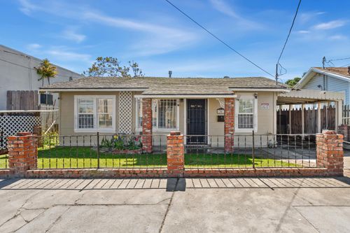 307 W 19th St, Antioch, CA, 94509-2501 | Card Image