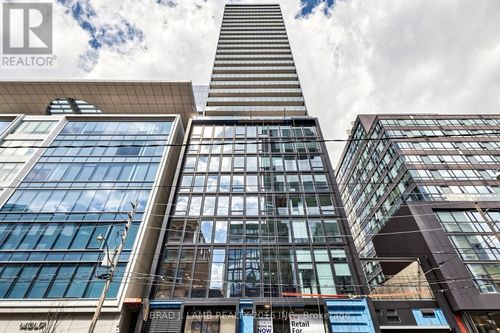 701-284 King Street E, Toronto (Moss Park), ON, M5A1K4 | Card Image