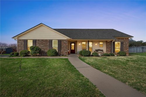 500 Hawkins Court, Robinson, TX, 76706 | Card Image