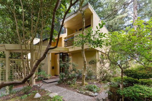 155 Highview Pl, Lions Bay, BC, V0N3G7 | Card Image