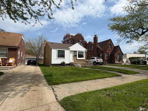12824 Ward St, Southgate, MI, 48195-1055 | Card Image