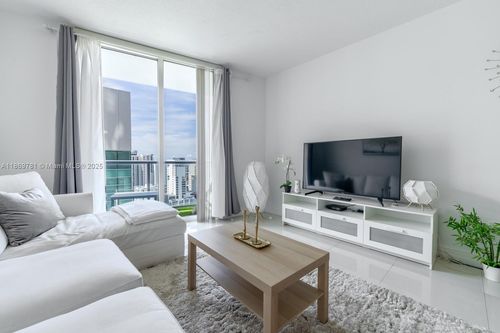 apt-2808-185 Sw 7th St, Miami, FL, 33130-2978 | Card Image