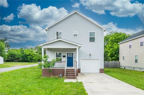 2420 Elm Ave, Portsmouth, VA, 23704-6518 | Card Image