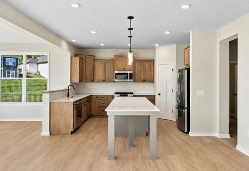 1185 Oakwood Lane S, Delano, MN, 55328 | Card Image