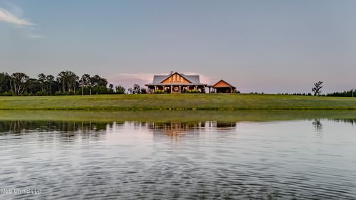 11281 Highway 21, Forest, MS, 39074-7212 | Card Image