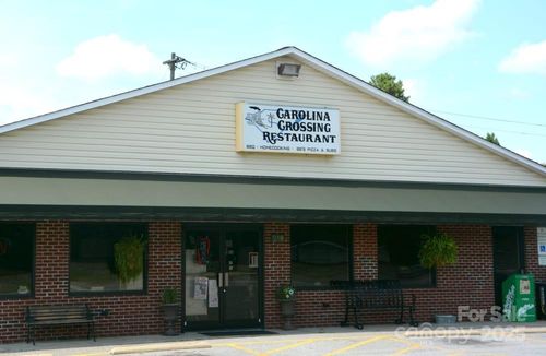 218 S Main St, Grover, NC, 28073-9511 | Card Image
