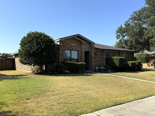 1762 Glencairn Ln, Lewisville, TX, 75067-3241 | Card Image