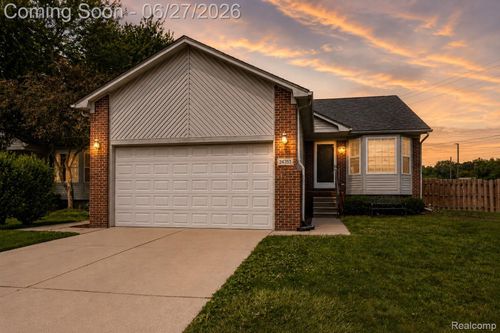 24353 Harrison St, Clinton Twp, MI, 48035-3834 | Card Image