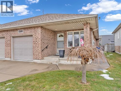 1598 Heatherglen Dr, Tecumseh, ON, N8N5B5 | Card Image