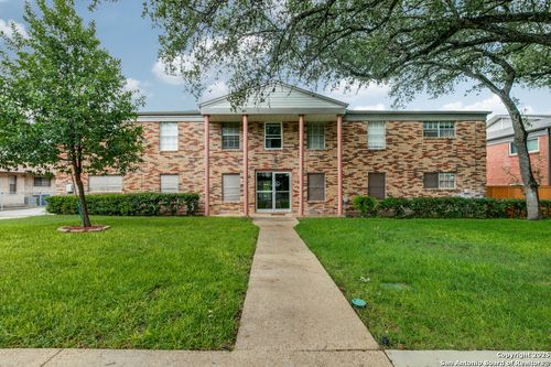 apt-6-235 W Silver Sands Dr, San Antonio, TX, 78216-3539 | Card Image