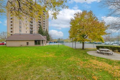 503 - 858 Commissioners Rd E, Condo with 2 bedrooms, 1 bathrooms and 1 parking in London ON | Image 3