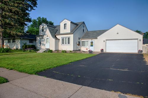 152 21st Ave S, South Saint Paul, MN, 55075-5841 | Card Image