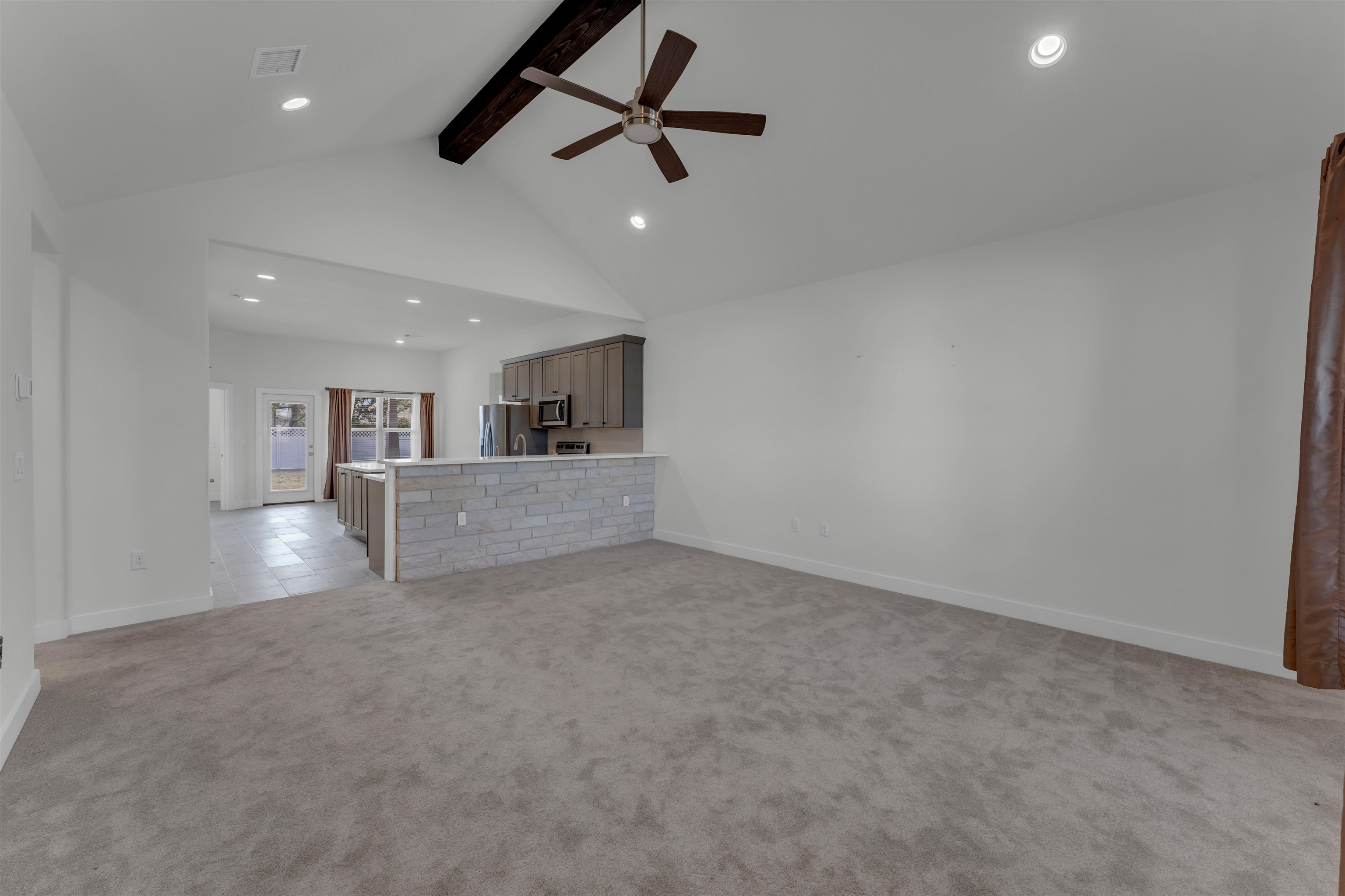 Residential in Bertram 5