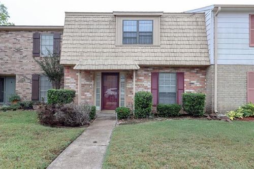 5725 Townhouse Ln, Beaumont, TX, 77707-1837 | Card Image