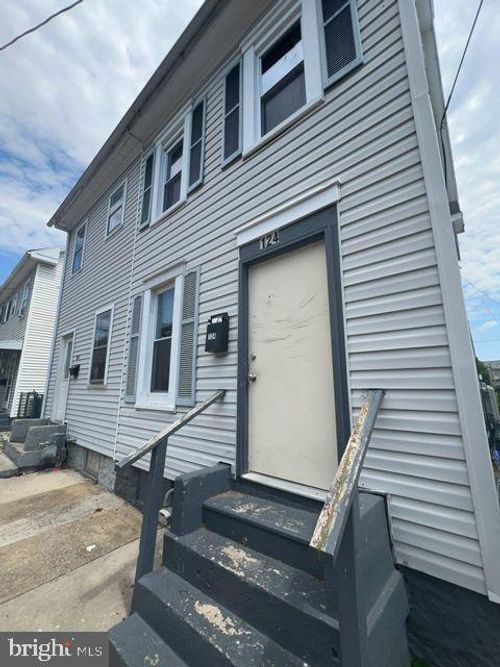 124 Ray St, HAGERSTOWN, MD, 21740-6143 | Card Image