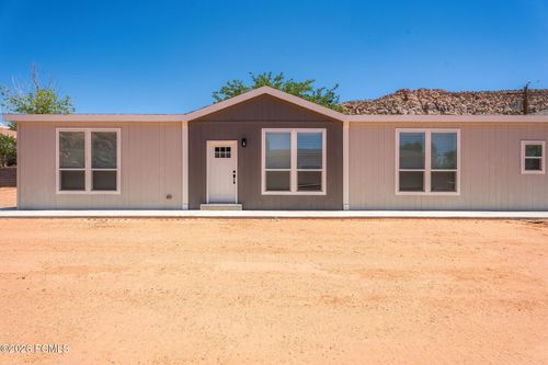 476 E Jessop Ave, Hildale, UT, 84784-7753 | Card Image