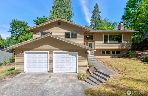 14618 Ne 178th St, Woodinville, WA, 98072-9260 | Card Image