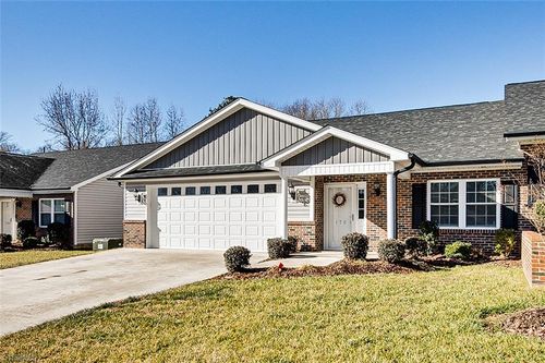 172 Whitley St, Asheboro, NC, 27205-6049 | Card Image