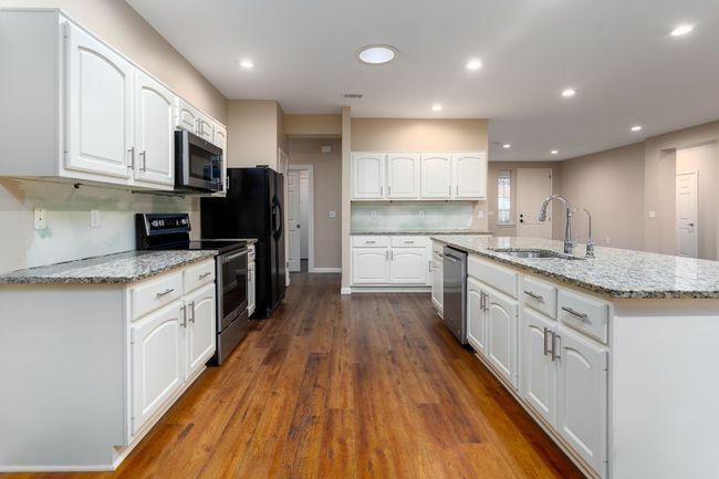 120 Ruellia Dr, House other with 3 bedrooms, 2 bathrooms and 2 parking in Georgetown TX | Image 7
