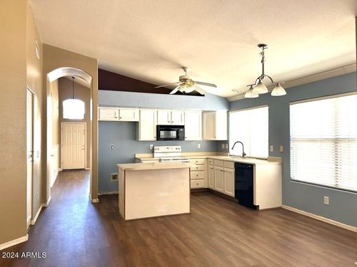 1801 E Toledo St, Gilbert, AZ, 85295-5613 | Card Image