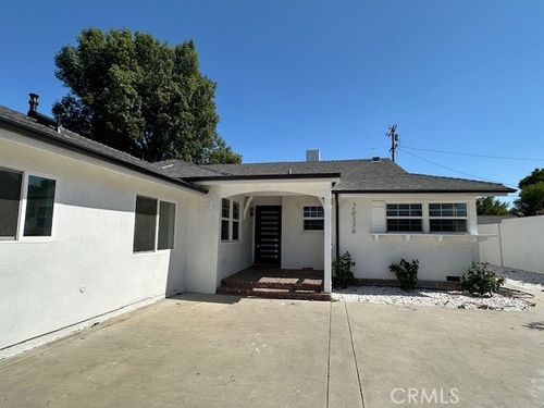 20336 Cantara St, Winnetka, CA, 91306-1904 | Card Image