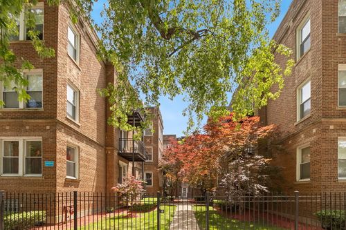 1f-1443 W Victoria St, Chicago, IL, 60660-4286 | Card Image