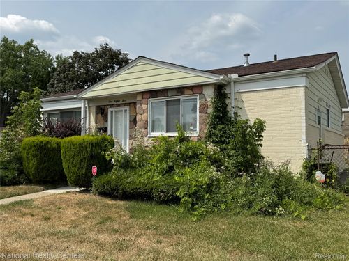185 Gage St, Pontiac, MI, 48342-1638 | Card Image