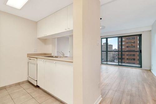 1201-1188 Howe St, Vancouver, BC, V6Z2S8 | Card Image