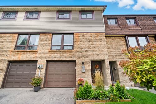 w16-220 Ormond Dr, Oshawa, ON, L1G6T5 | Card Image