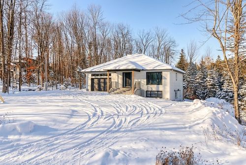 10 Rue Des Bernaches, Cantley, QC, J8V0N1 | Card Image