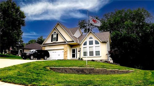 3403 Waterford Ct, Saint Joseph, MO, 64506-4553 | Card Image
