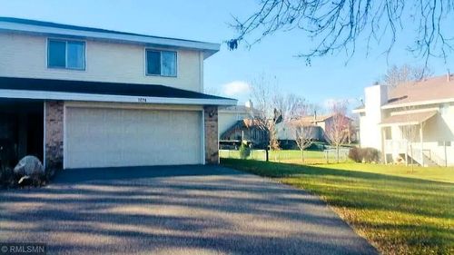 1074 Regency Dr, Woodbury, MN, 55125-2167 | Card Image