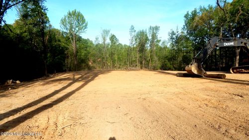 2743 Sweethome Rd, Grenada, MS, 38901-6912 | Card Image
