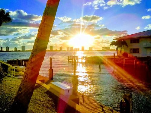 109-112 Doolen Ct, North Palm Beach, FL, 33408-5710 | Card Image