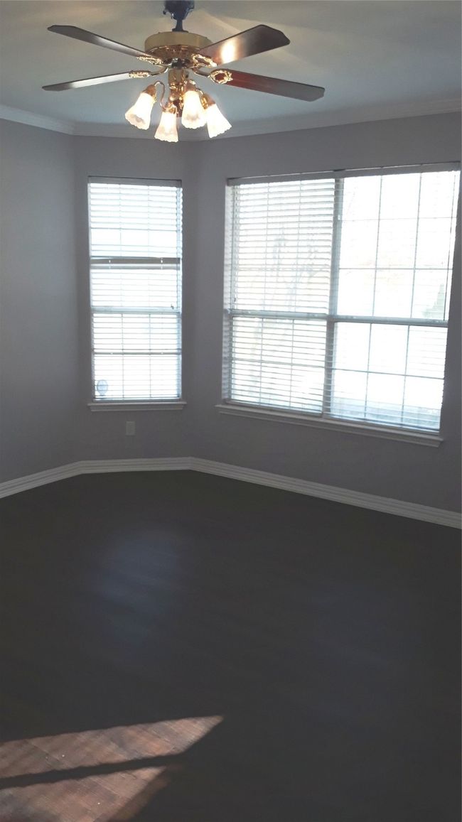 LOTS OF NATURAL LIGHT IN MASTER BEDROOM! | Image 16