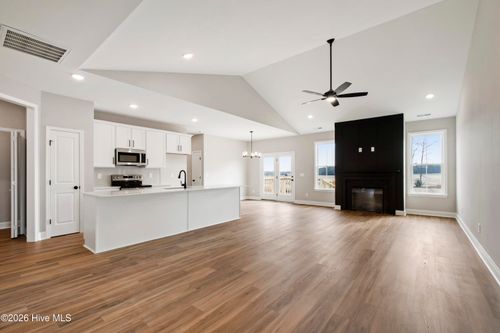 4502 Fairhaven Dr, Wilson, NC, 27893-3776 | Card Image