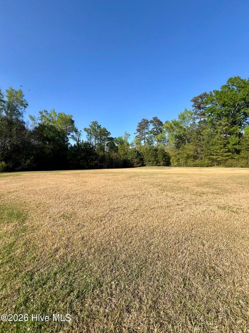 Near 659 Evergreen St, Whiteville, NC, 28472-2953 | Card Image