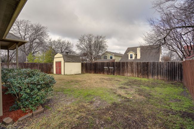 617 E Worth St, House other with 3 bedrooms, 2 bathrooms and null parking in Grapevine TX | Image 20