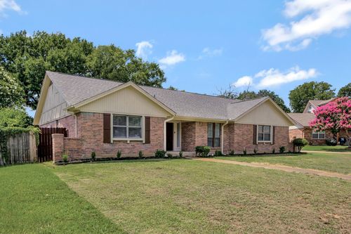 2509 Morrison Dr, Euless, TX, 76039-2017 | Card Image