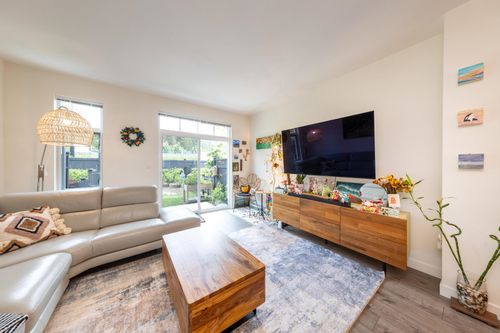 140-3565 Baycrest Ave, Coquitlam, BC, V3B0R7 | Card Image