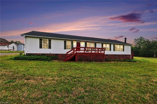 1369 Brims Grove Rd, Pinnacle, NC, 27043-8537 | Card Image