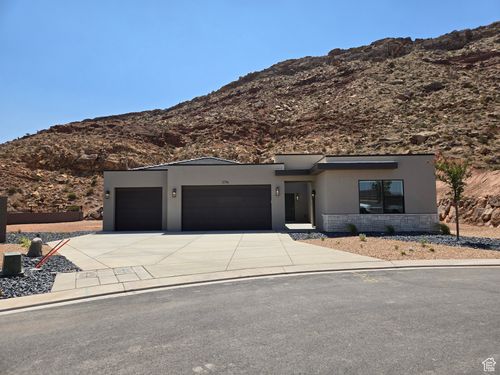 4094-3716 E Padre Cv, Washington, UT, 84780-8640 | Card Image