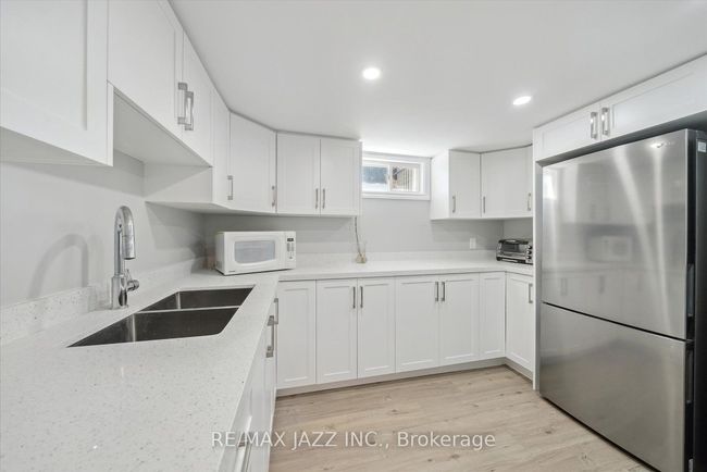 649 Masson St, House other with 3 bedrooms, 2 bathrooms and 3 parking in Oshawa ON | Image 31