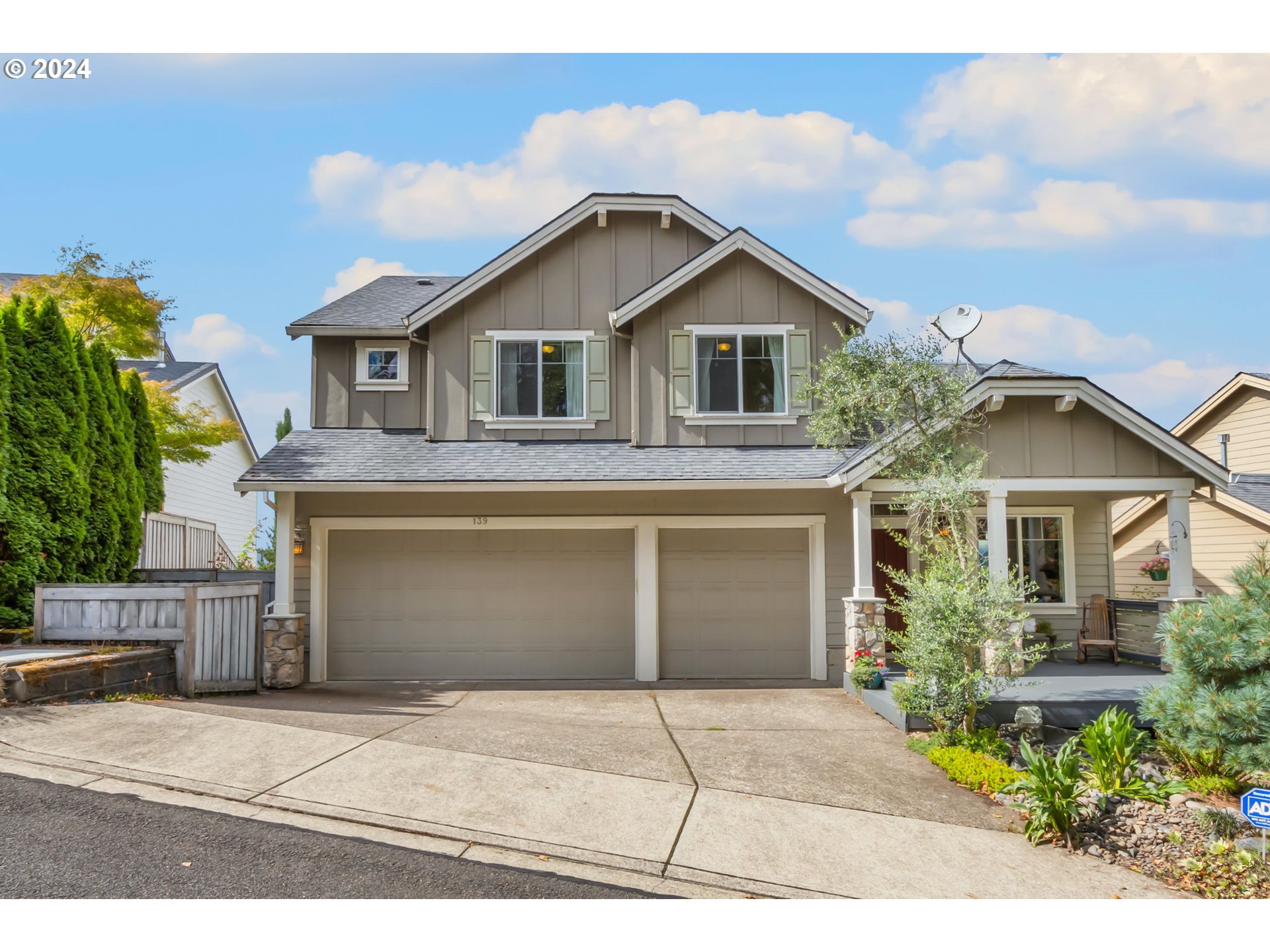 High Tee Ct, Newberg, OR 97132
