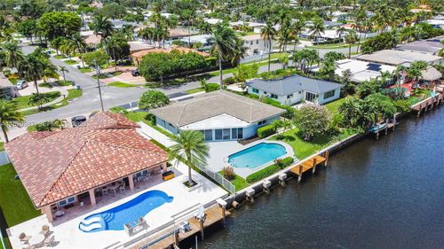 321 Se 4th St, Pompano Beach, FL, 33060-8006 | Card Image