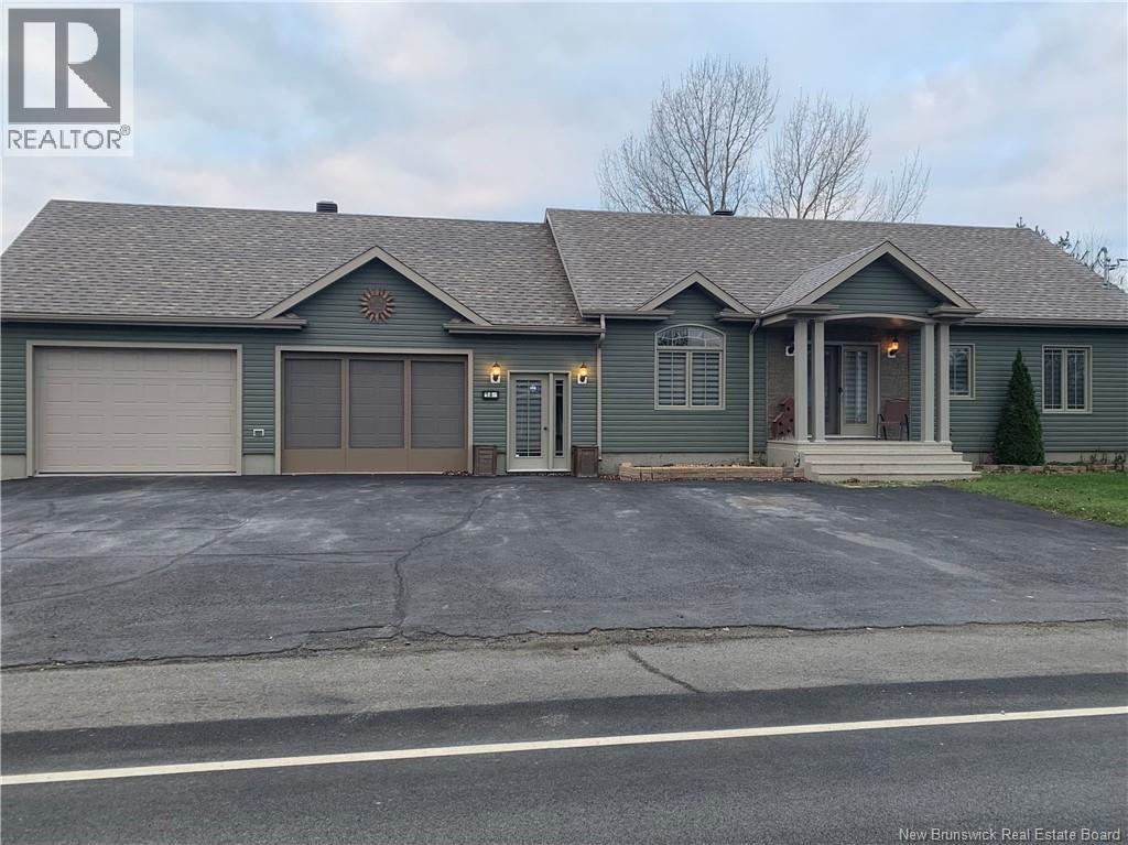 Residential in Sainte-Anne-De-Madawaska 2