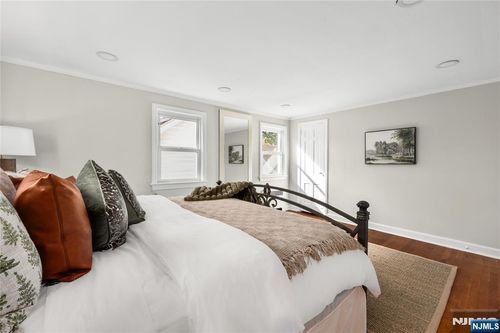 43 Boyden Ave, Maplewood, NJ, 07040-1645 | Card Image