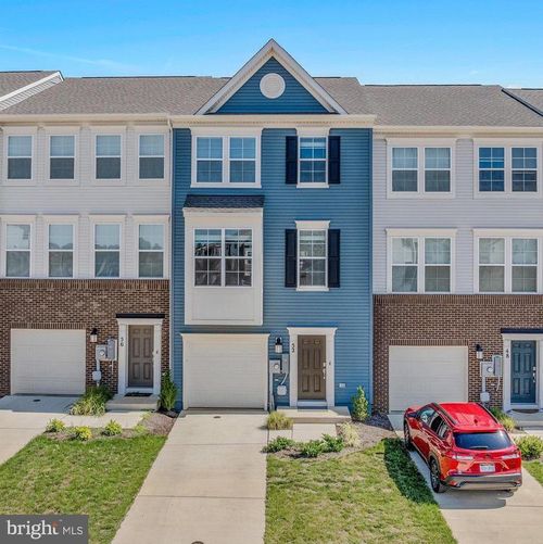 52 Telluride Way, CHARLES TOWN, WV, 25414-6092 | Card Image